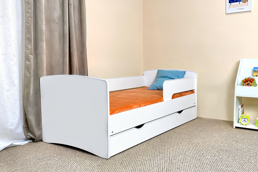 Ліжко з бортиком та висувною шухлядою Кіндер Кул біле / KINDER-COOL