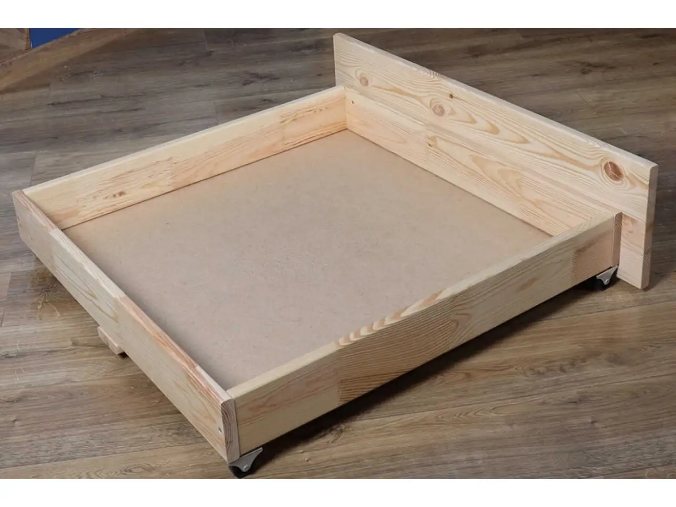 Детская деревянная кровать с бортиком Симба Сосна