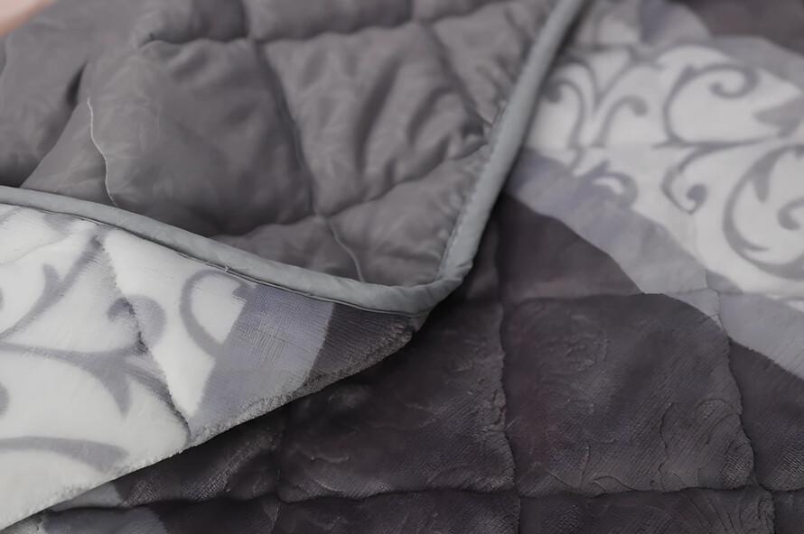 Полуторное флисовое стёганое покрывало