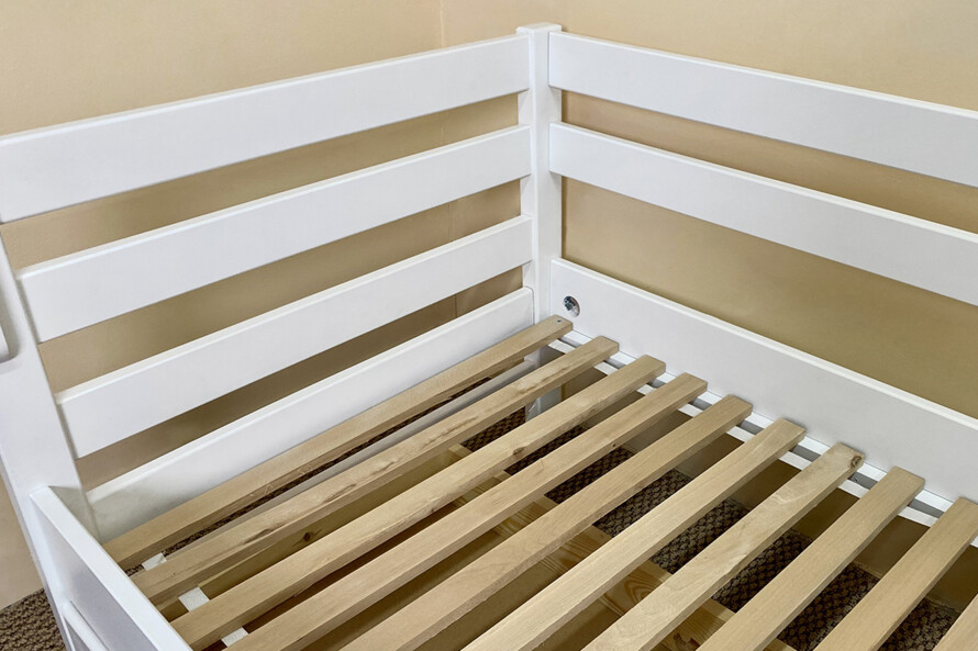 Детская кровать Аврора (массив бука) Цвет RAL