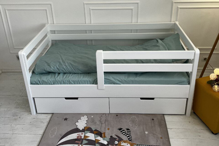 Детская кровать Аврора (массив бука) Цвет RAL