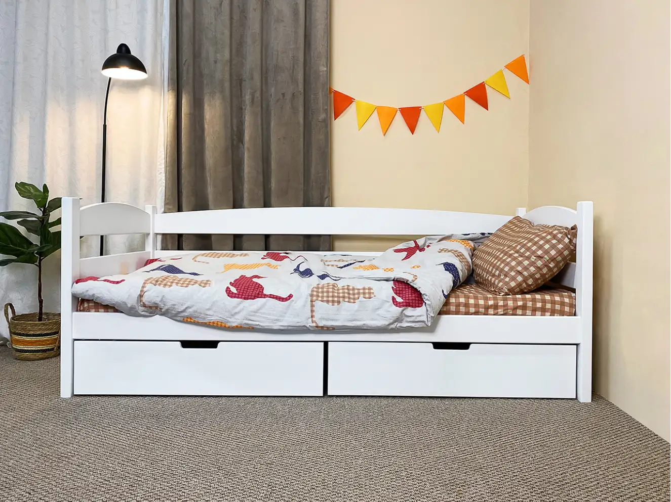 Дитяче ліжко з дерева Фіона (бук) Колір RAL