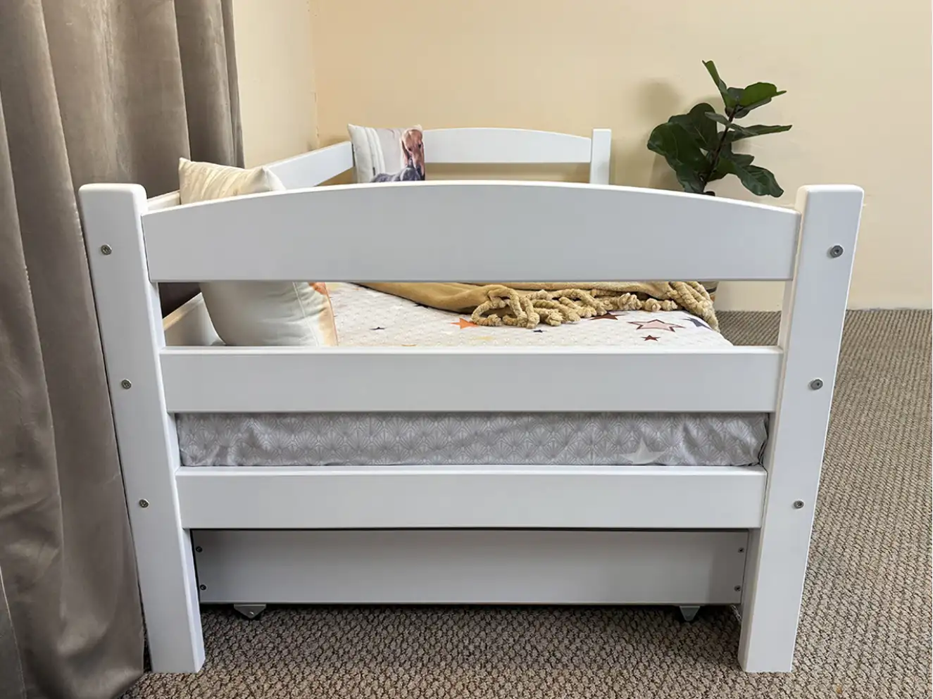 Дитяче ліжко з бортиком Лілу (бук) Колір RAL