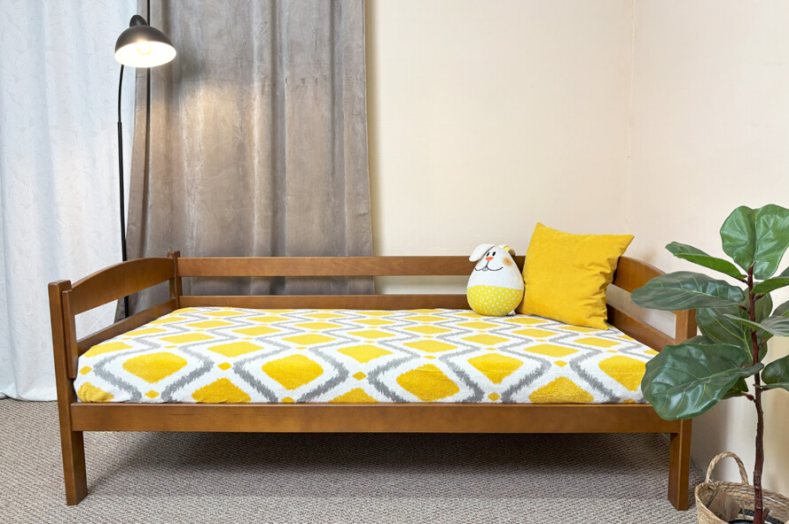 Кровать Лилу (массив бука) цвет тонированный