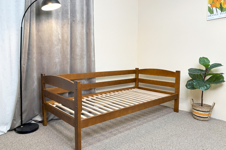 Кровать Лилу (массив бука) цвет тонированный