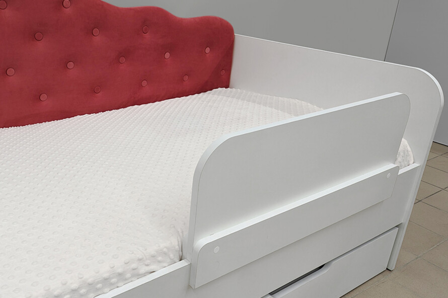 Дитяче ліжко з м`якою спинкою Софія /Sofia