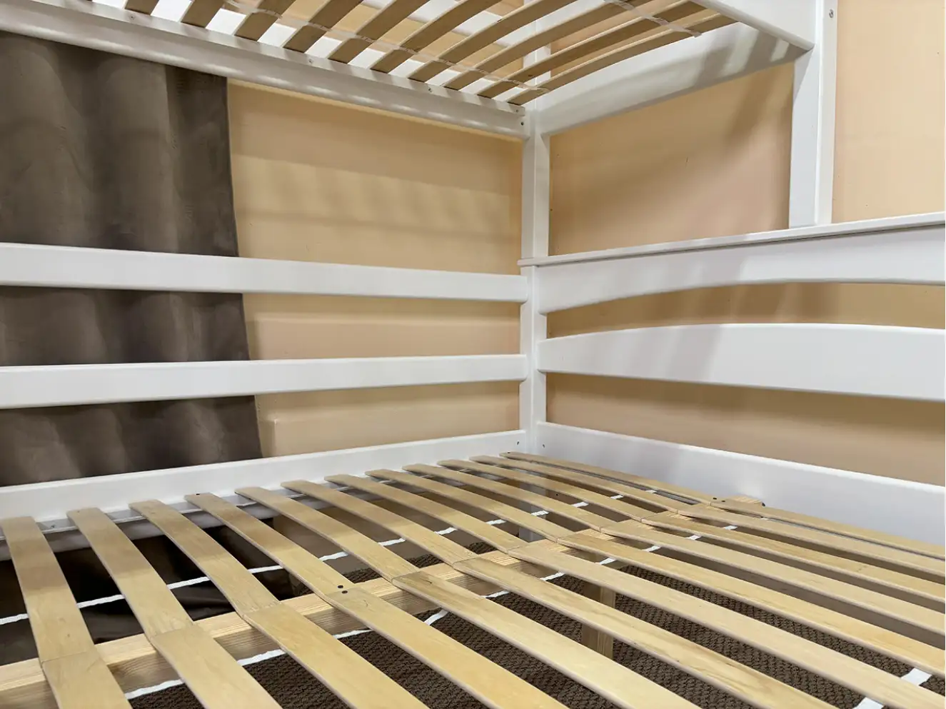 Ліжко двоярусне тримісне Чикаго Колір RAL