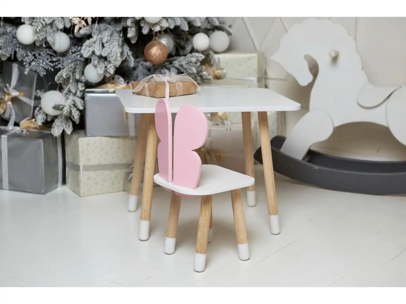 Комплект дитячий столик прямокутний та стільчик метелик / Білий Комплект дитячий столик прямокутний та стільчик метелик / Білий