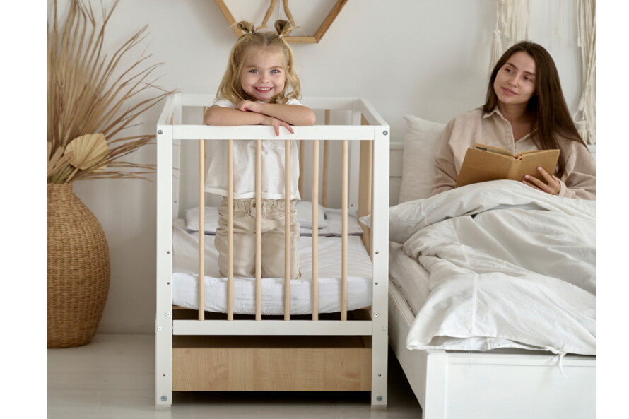 Дитяче ліжечко Казка Колір Білий з натуральним