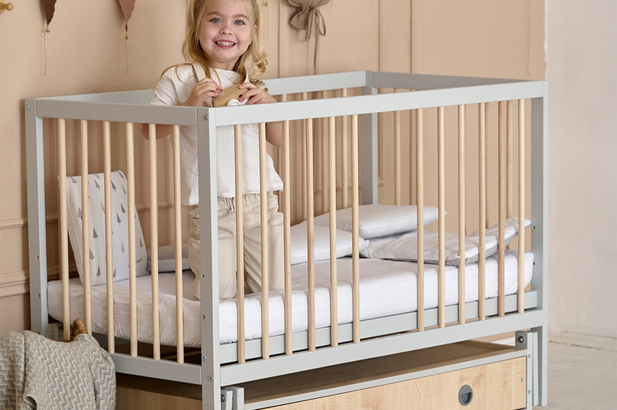 Кроватка детская Сказка Цвет Серый с натуральным