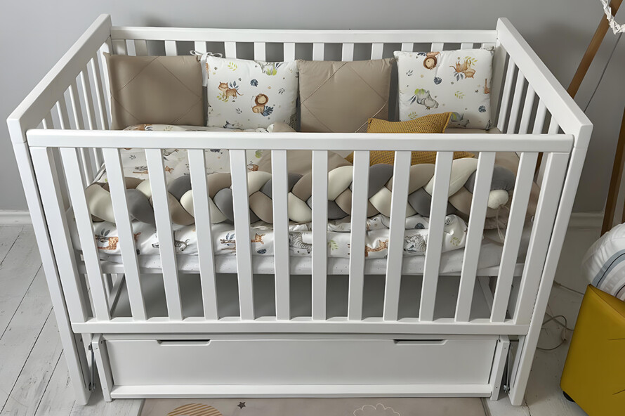 Ліжечко дитяче Mія з рухомою бічною стінкою