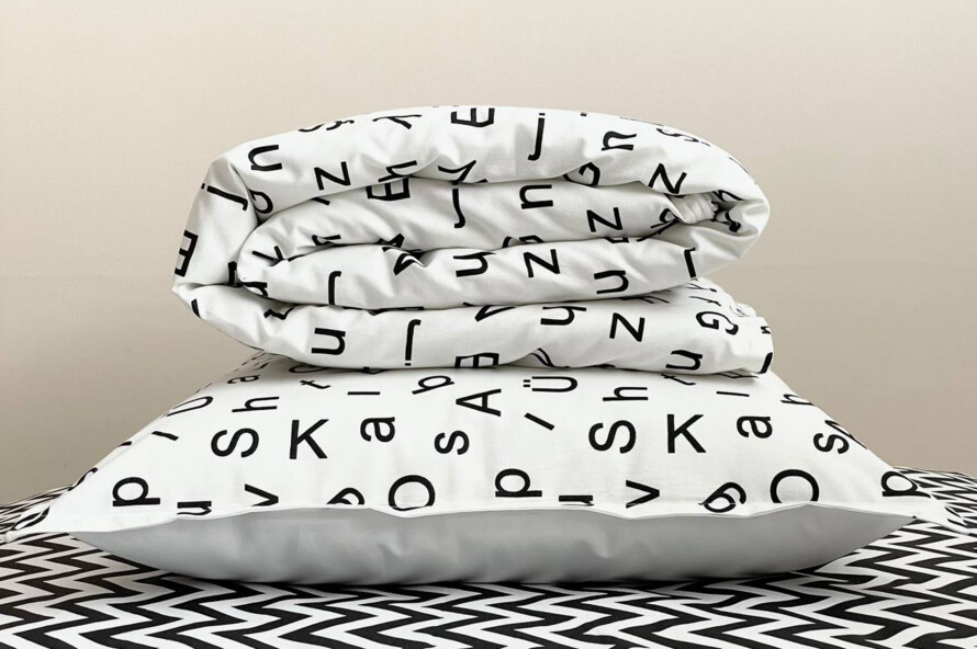 Комплект постельного белья Буквы черные