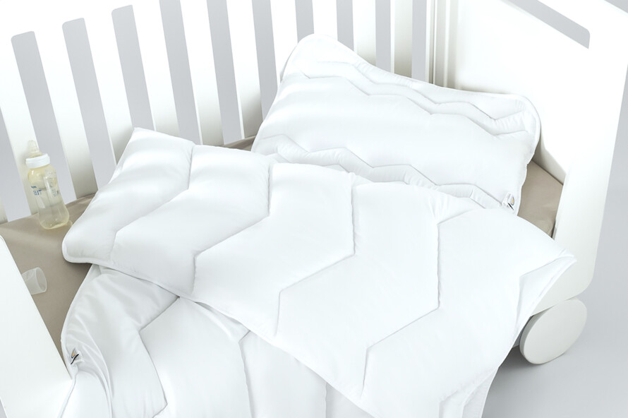 Набір дитячий у ліжечко Comfort ковдра 100х135 см та подушка 40х60 см