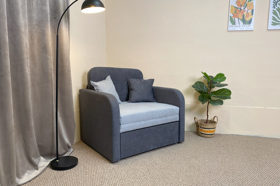 Крісло дитяче розкладне Карлсон