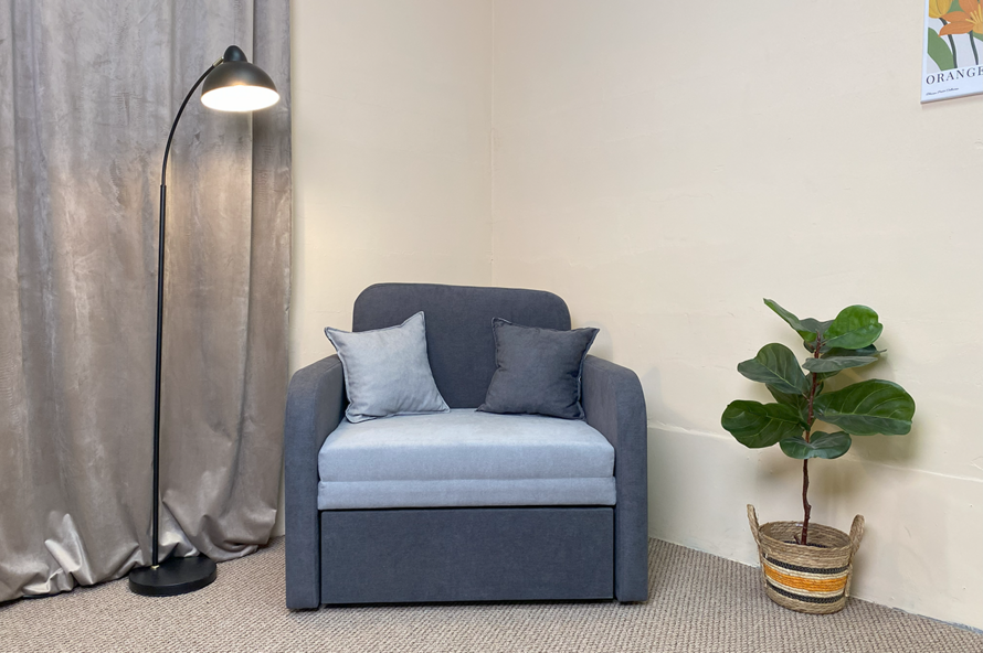 Крісло дитяче розкладне Карлсон