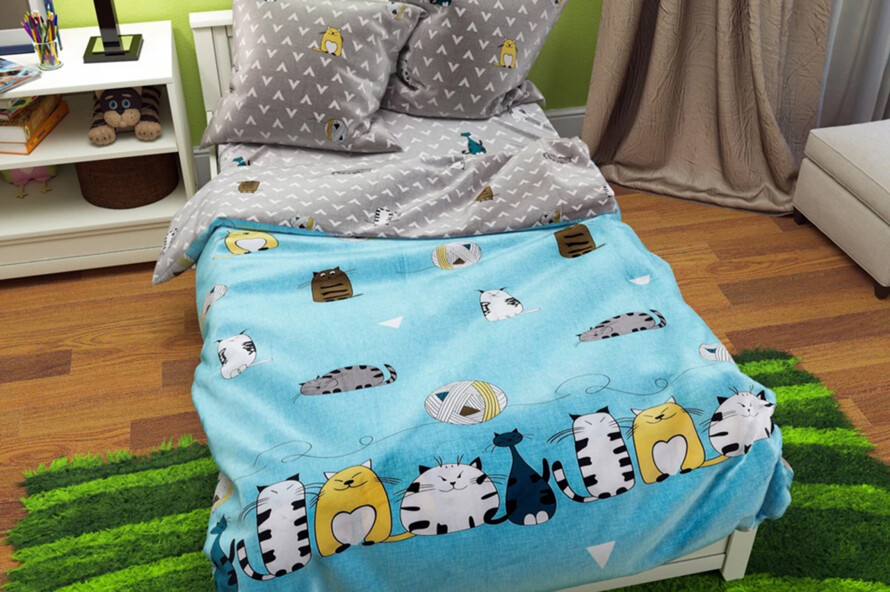 Полуторний набір постільної білизни Котики сині 150x220 з Бязі Gold