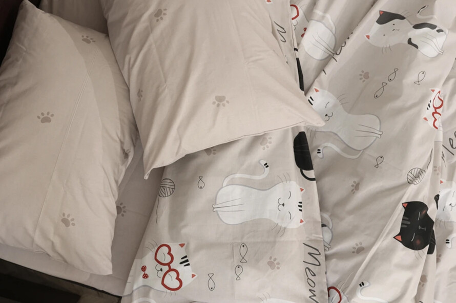 Полуторний набір постільної білизни Котик 150x220 з Бязі Gold