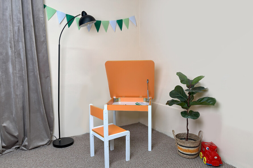 Комплект дитячий столик і стільчик