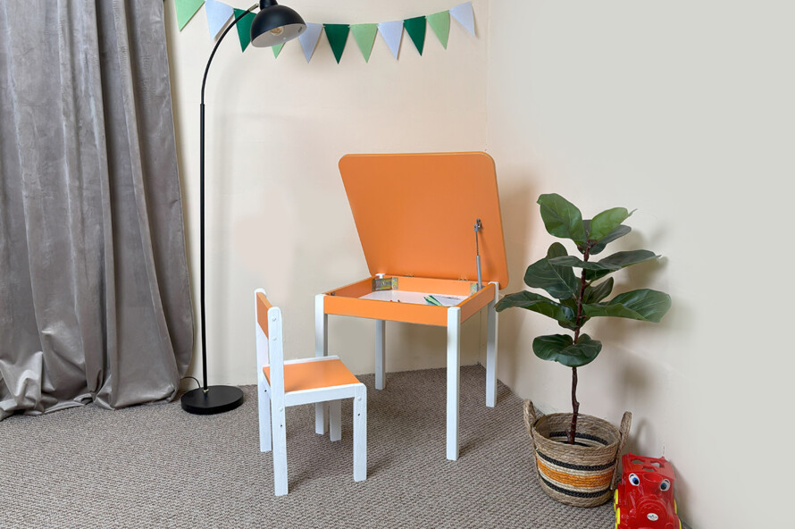 Комплект дитячий столик і стільчик