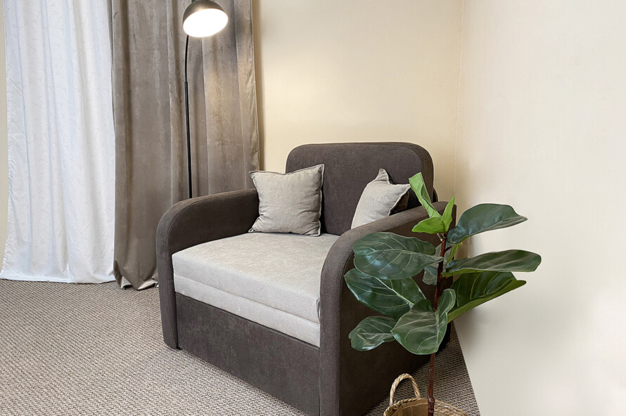 Крісло дитяче розкладне Карлсон (какао)