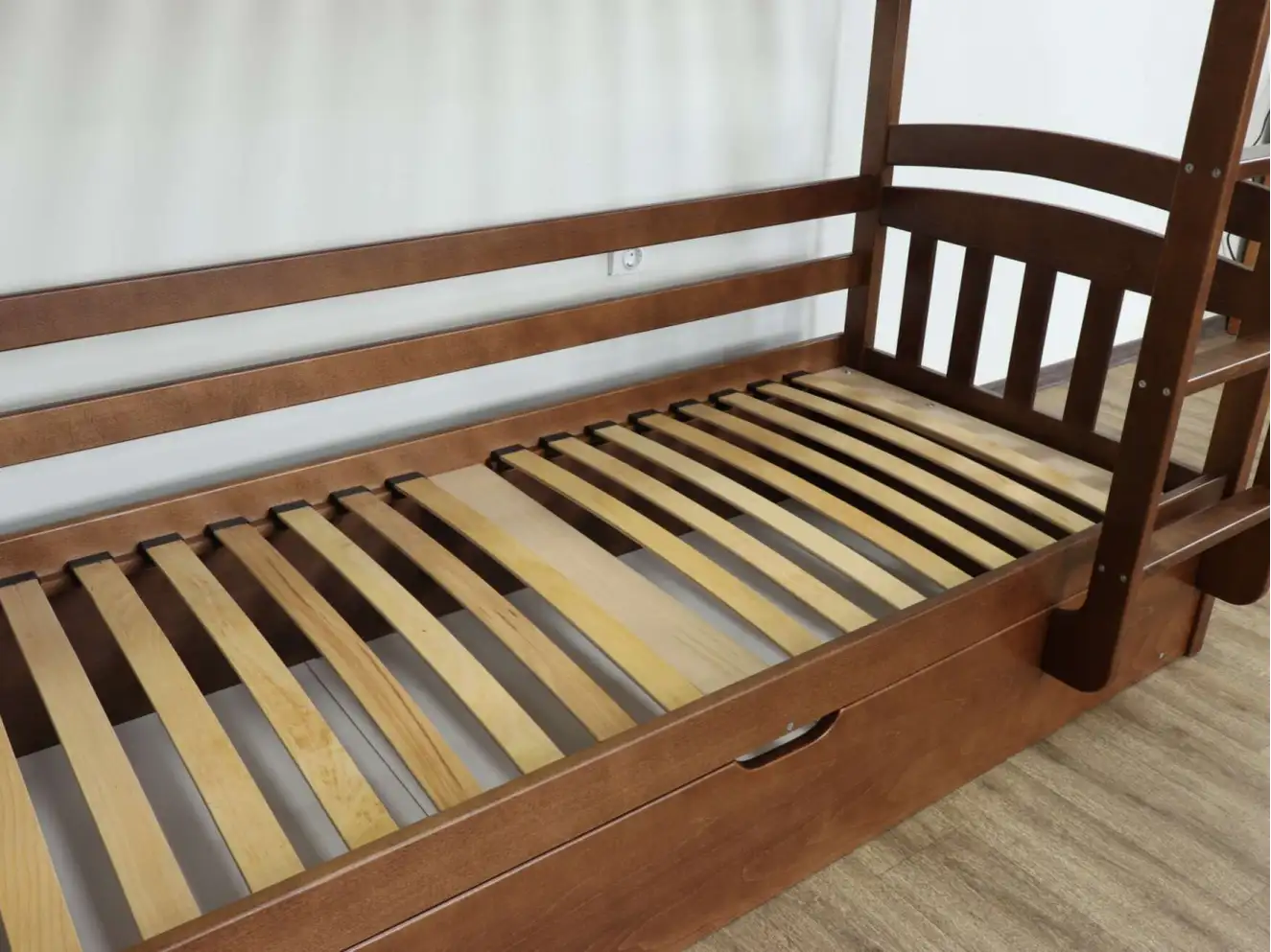 Дитяче двоярусне ліжко трансформер Бембі (бук)