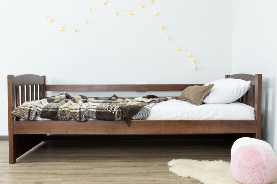 Дитяче ліжко з дерева Немо (бук)