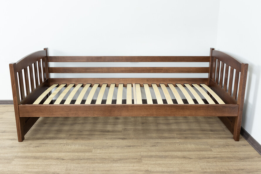 Дитяче ліжко з дерева Немо (бук)