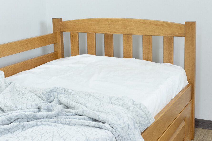 Дитяче ліжко з дерева Немо (бук)