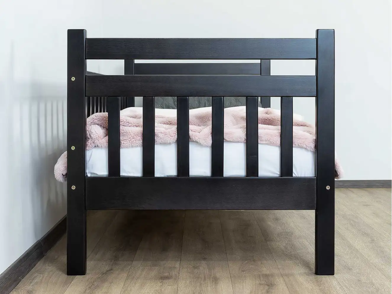 Дитяче ліжко з дерева Моллі (бук) 