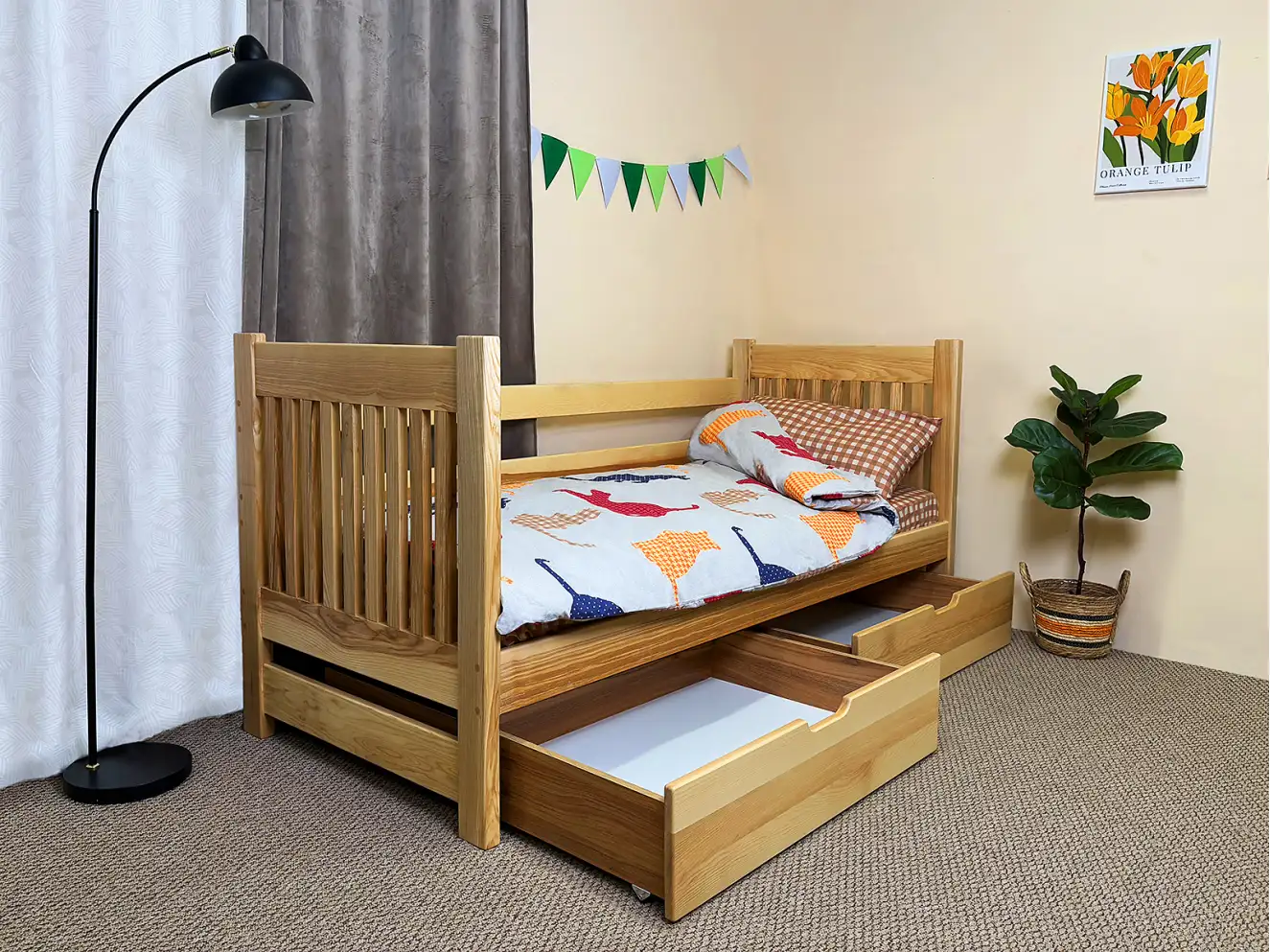 Дитяче ліжко з дерева Даніель (ясен) Тонований