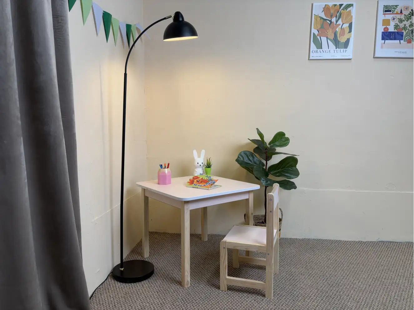 Комплект детский столик и стульчик (розовый)