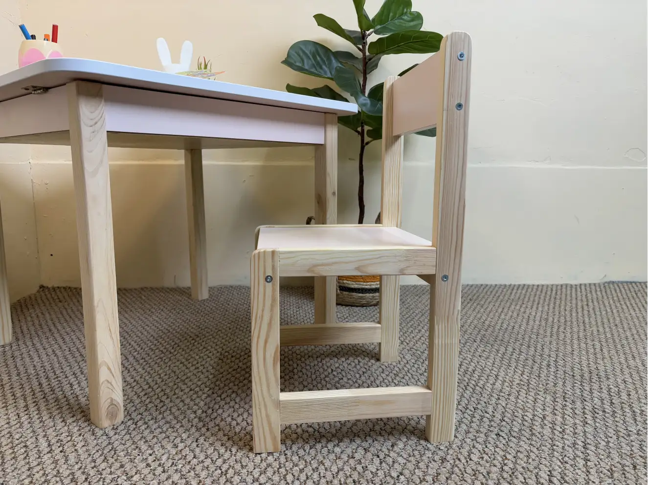 Комплект детский столик и стульчик (розовый)