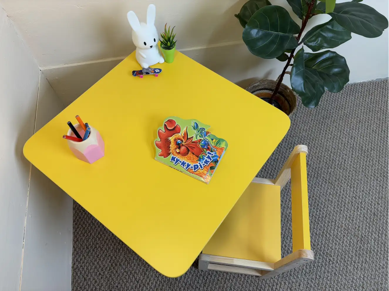 Комплект дитячий столик і стільчик (жовтий)