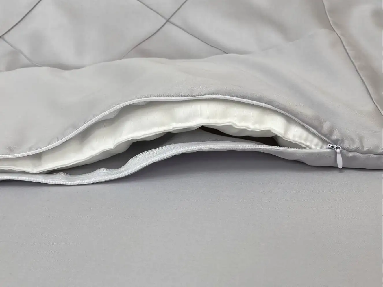 Комплект постільної білизни DreamLand сірий