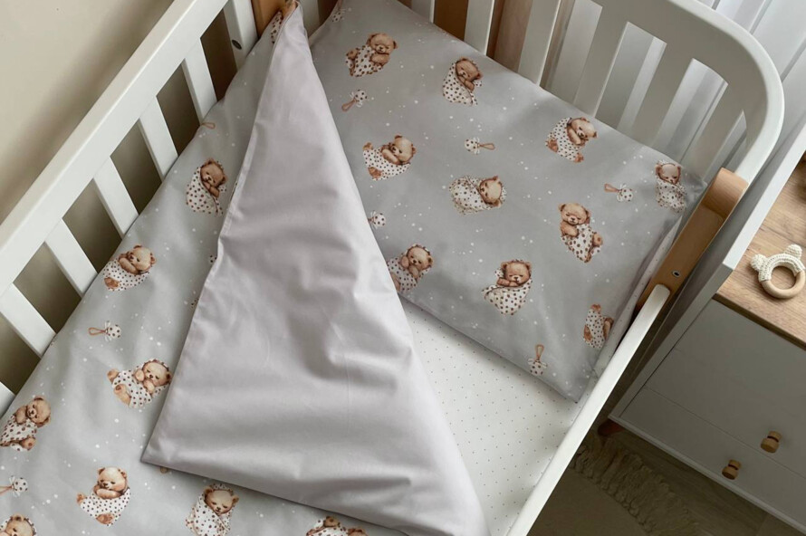 Комплект постельного белья Baby Mix Мишка в одеяле на сером