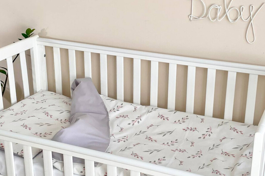 Комплект постільної білизни Baby Dream Гілочки котики пудра