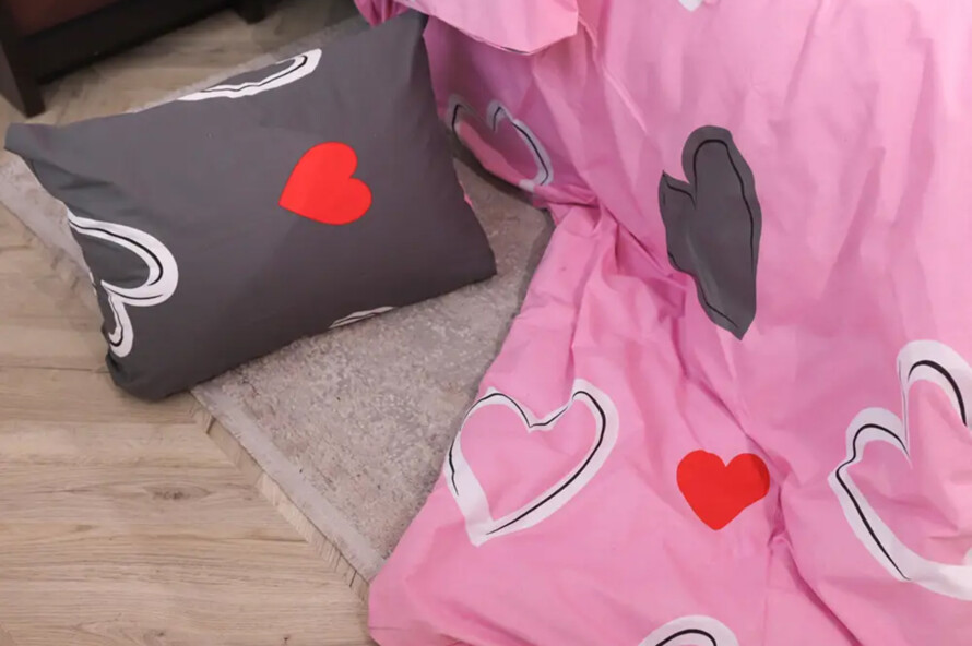 Полуторний набір постільної білизни серце 150x220 із Бязі Gold