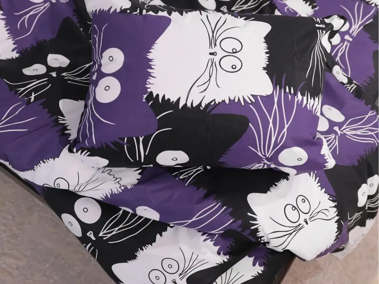 Полуторный набор постельного белья котики 150x220 из Бязи Gold