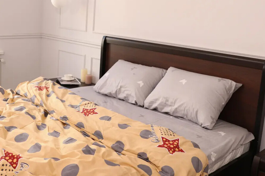 Полуторний набір постільної білизни у великий горох 150x220 з сатину