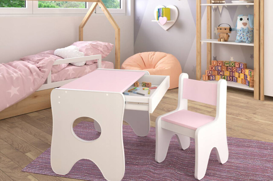 Комплект детский столик и стульчик