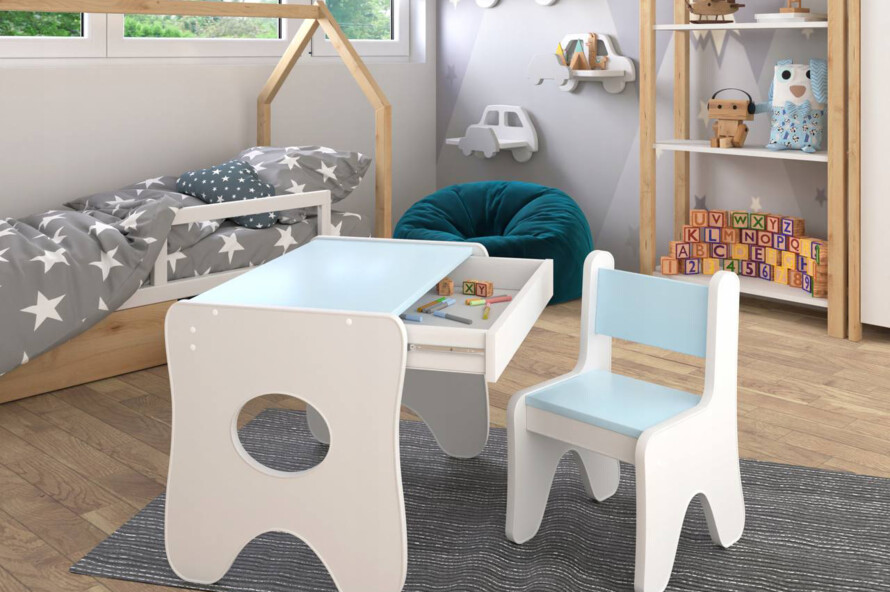 Комплект детский столик и стульчик