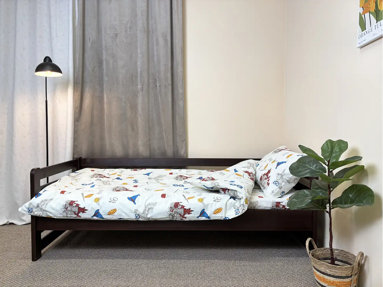 Дитяче ліжко з дерева Кевін (темний горіх)