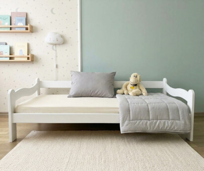 Дитяче ліжко з дерева Злата (бук) Білий