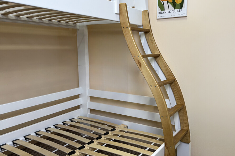 Ліжко двоярусне тримісне Аляска (Біле)