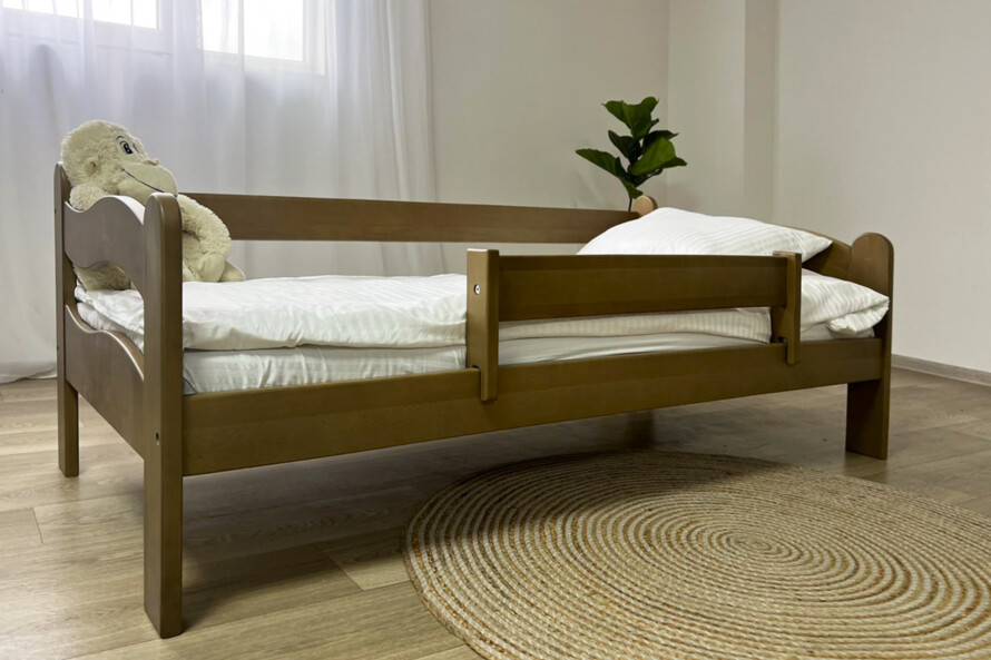 Ліжко дитяче з дерева Злата (бук) Горіх Світлий