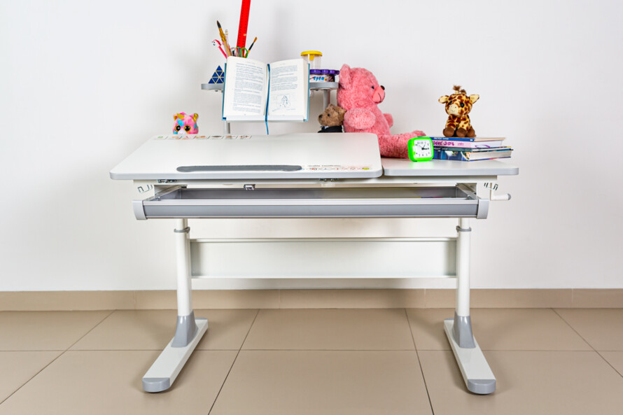 Дитячий стіл Mealux Vancouver з полицею S50 (арт. BD-620 W/G з полицею S50)