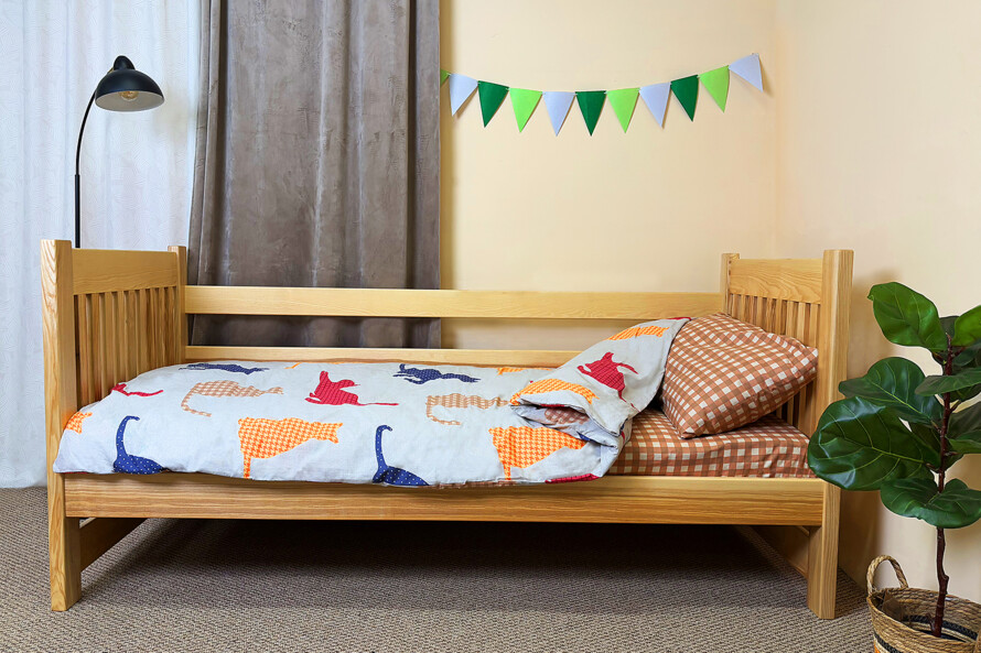 Детская кровать с дерева Даниэль (ясень) Белый