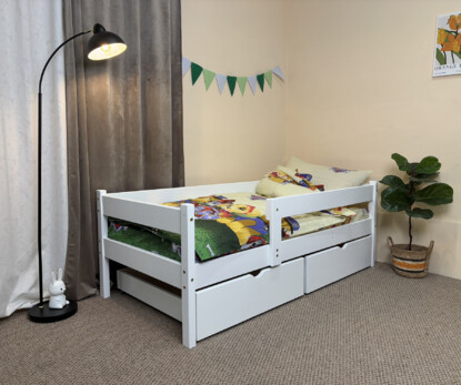 Дитяче ліжко з матрацом, бортиком та шухлядами Тотошка біле