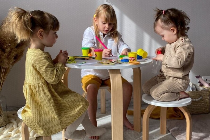 Детский стульчик Верес Монако Бело-Буковый