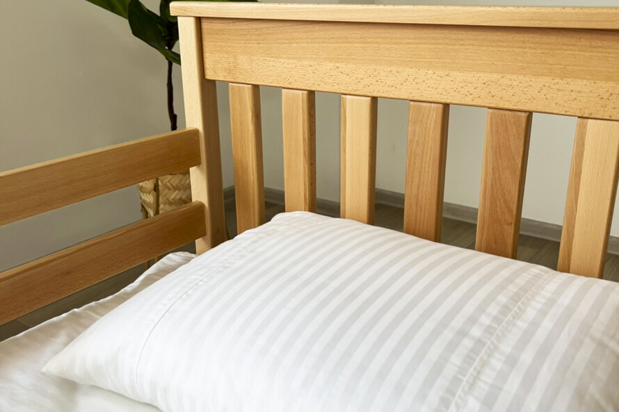 Дитяче ліжко з дерева Адель (бук) Натуральний